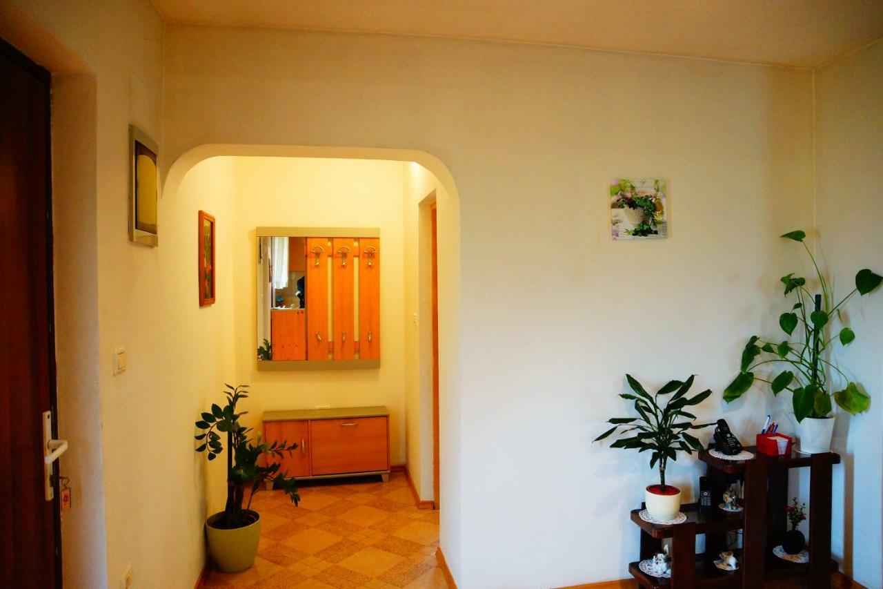 Holiday Home Bura 로비니 외부 사진